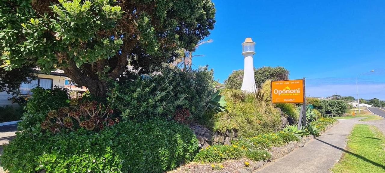 Opononi Lighthouse Motel Exterior foto